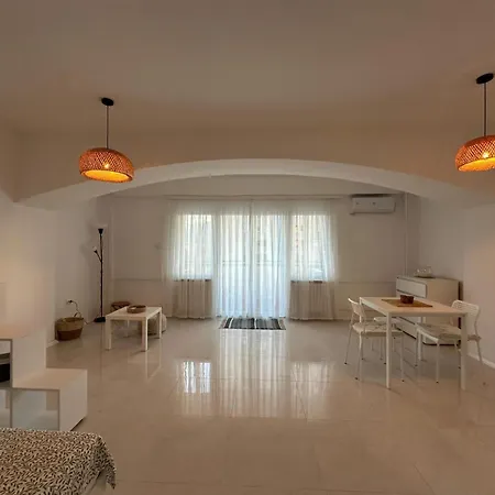 Apartment Sunny Nook Skopje