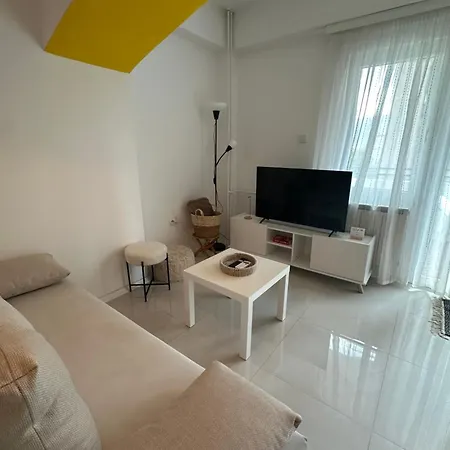 Апартаменты Sunny Nook Скопье